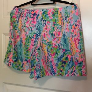 Lilly Pulitzer Shorts - Lilly Pulitzer Catch The Wave skort size 12 Lilly Pulitzer Shorts - Lilly Pulitzer Catch The Wave skort size 12